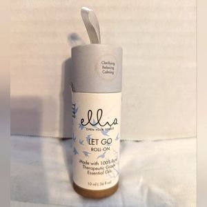 Ellia Clarifying Let Go Roll on Essential Oils .34 FL OZ Brand New